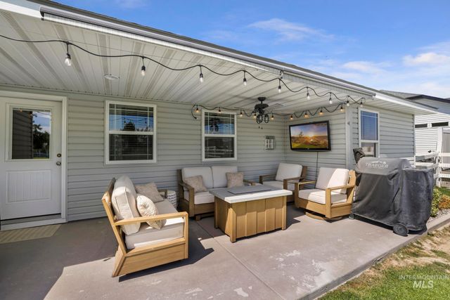 4060 Mountain Vista Ln, Filer, ID 83328