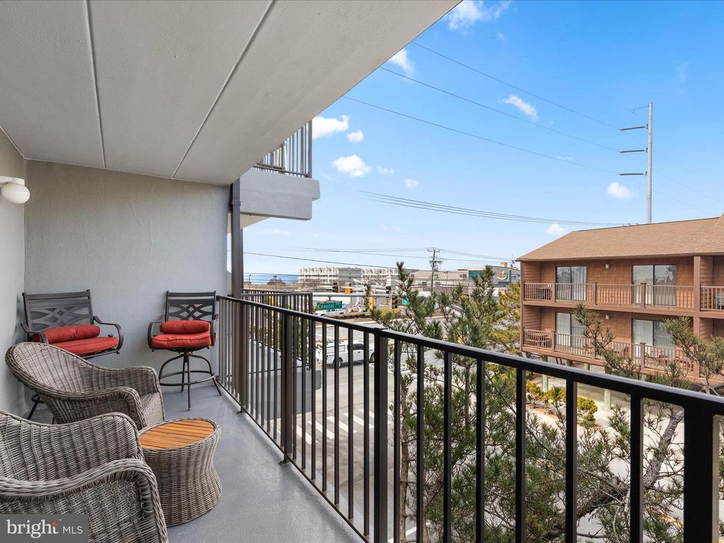 Image 30 of property listing at 17 70TH ST #25, Ocean City, MD 21842