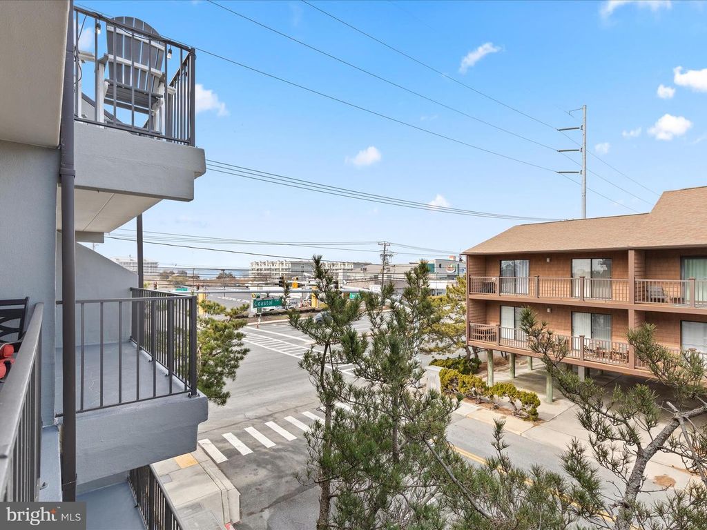 Image 32 of property listing at 17 70TH ST #25, Ocean City, MD 21842