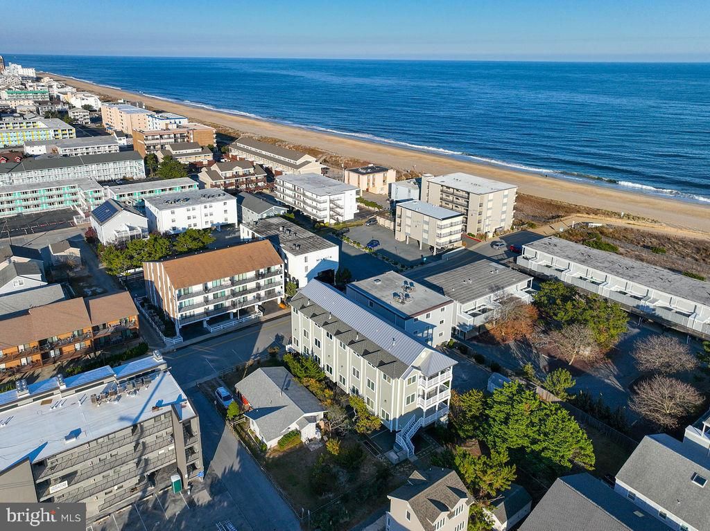 Image 33 of property listing at 17 70TH ST #25, Ocean City, MD 21842