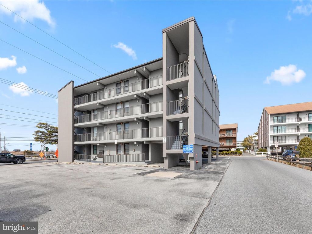 Image 36 of property listing at 17 70TH ST #25, Ocean City, MD 21842