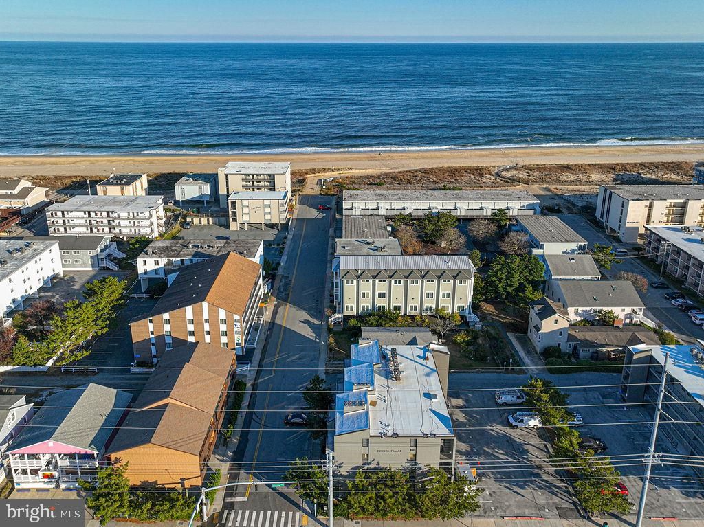 Image 4 of property listing at 17 70TH ST #25, Ocean City, MD 21842