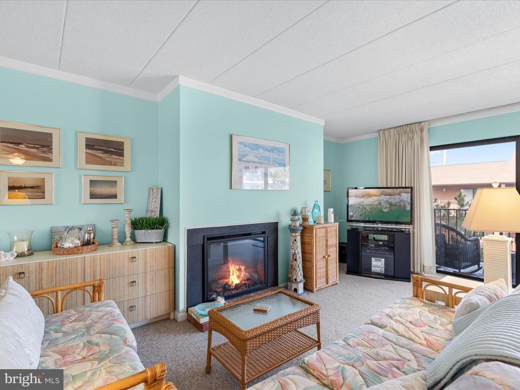 Image 6 of property listing at 17 70TH ST #25, Ocean City, MD 21842