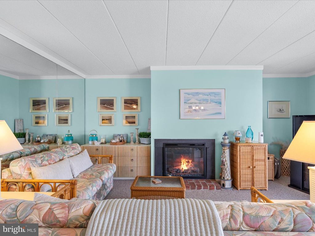 Image 7 of property listing at 17 70TH ST #25, Ocean City, MD 21842