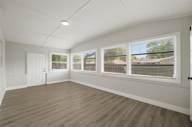 2952 WEBLEY DRIVE, Largo, FL 33771