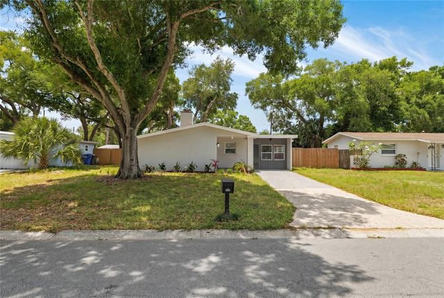 2952 WEBLEY DRIVE, Largo, FL 33771