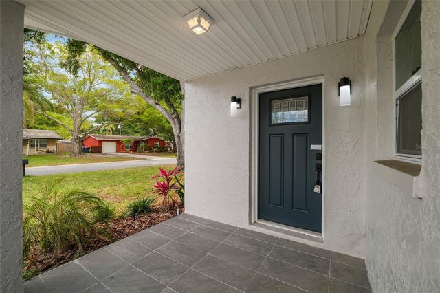 2952 WEBLEY DRIVE, Largo, FL 33771