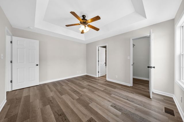 320 Maple Park Dr, Clarksville, TN 37040