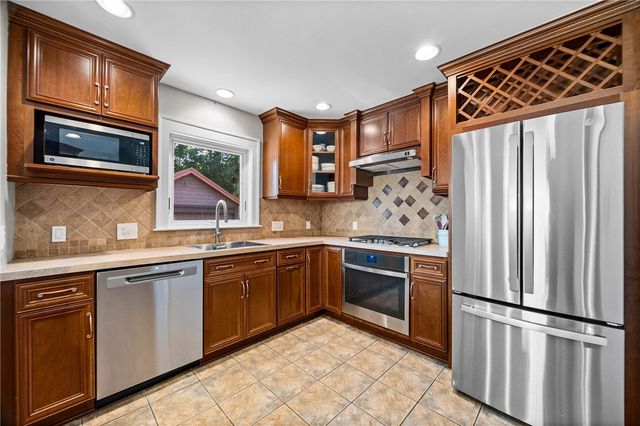 120 Delray Road, Rochester, NY 14610