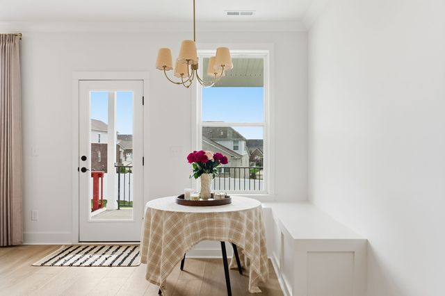 550 Snap Dragon Ln, Hendersonville, TN 37075