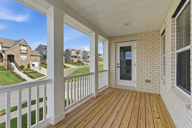 550 Snap Dragon Ln, Hendersonville, TN 37075