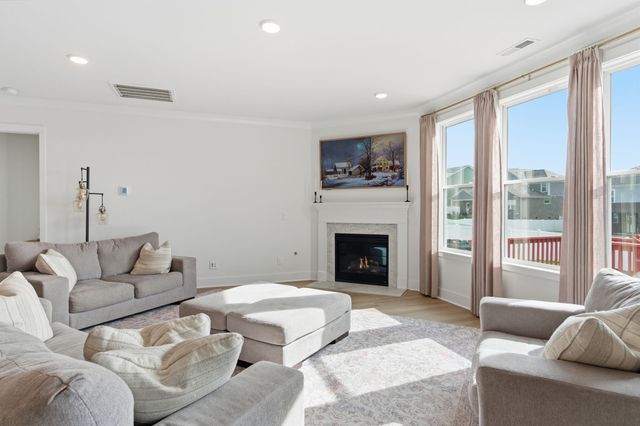 550 Snap Dragon Ln, Hendersonville, TN 37075