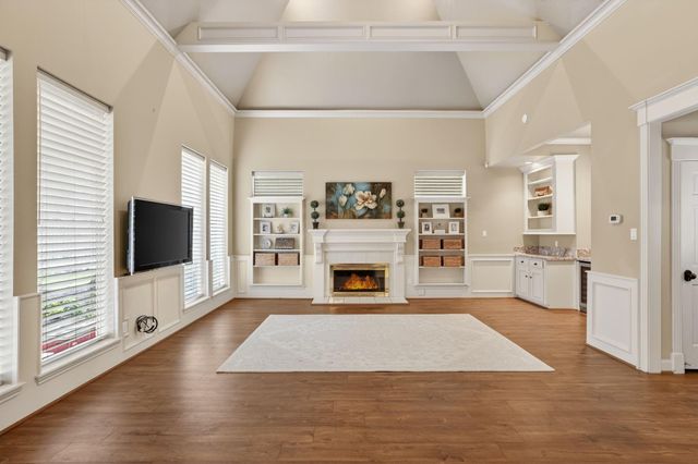 8711 Kennet Valley Road, Spring, TX 77379