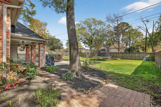8711 Kennet Valley Road, Spring, TX 77379