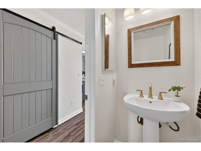 17158 E Whitaker Dr B, Aurora, CO 80015