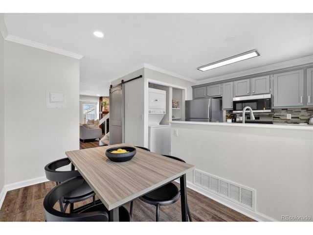 17158 E Whitaker Dr B, Aurora, CO 80015