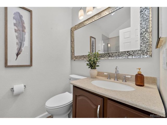 17158 E Whitaker Dr B, Aurora, CO 80015