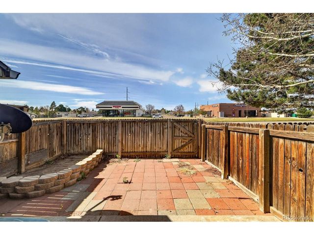 17158 E Whitaker Dr B, Aurora, CO 80015