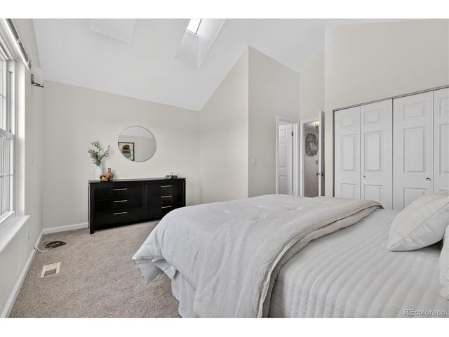 17158 E Whitaker Dr B, Aurora, CO 80015