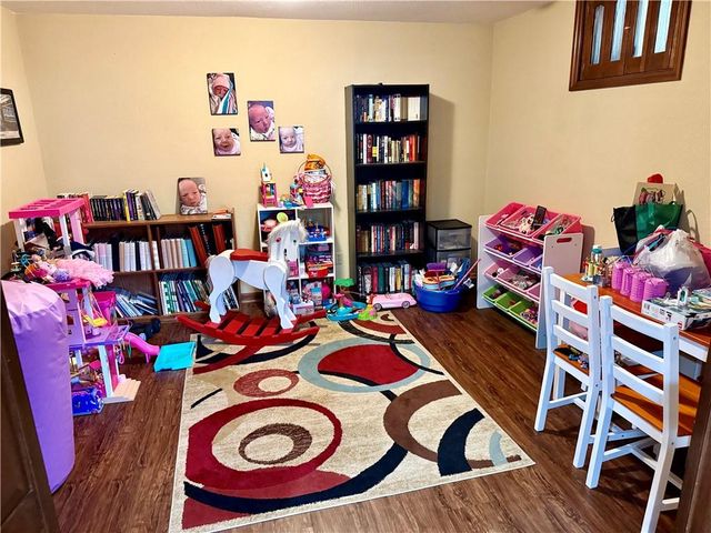 1022 W COOPER Street, Maryville, MO 64468