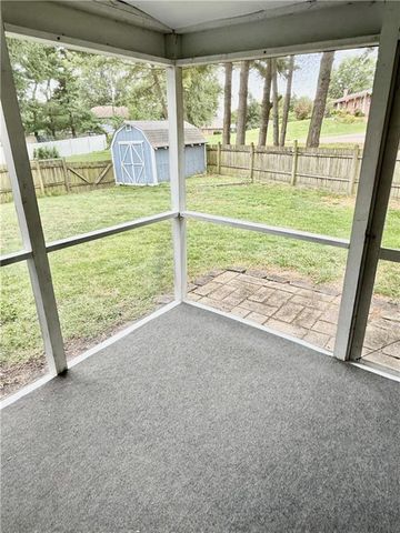 1022 W COOPER Street, Maryville, MO 64468