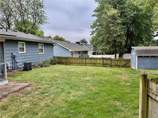 1022 W COOPER Street, Maryville, MO 64468