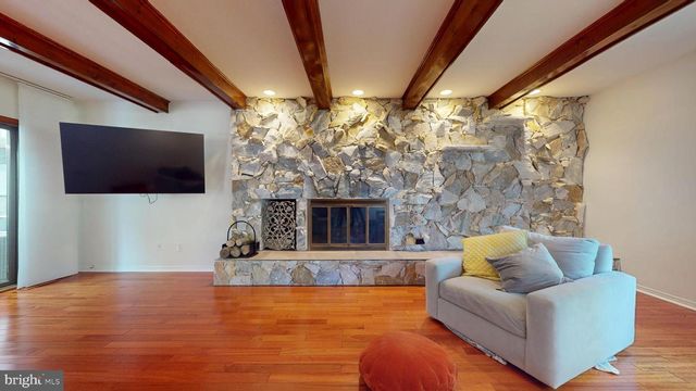 23 GEORGETOWN CT, Linwood, NJ 08221