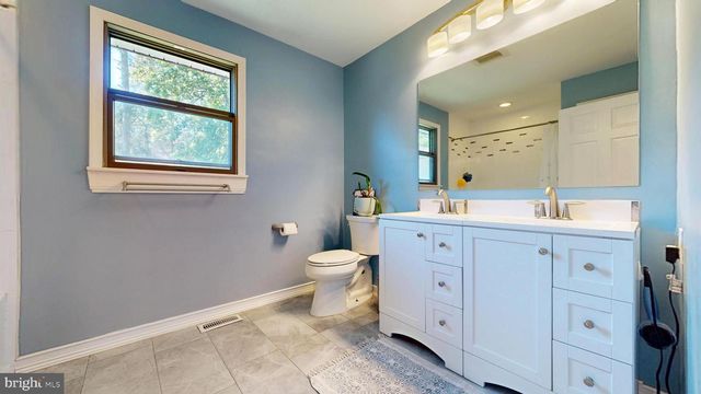 23 GEORGETOWN CT, Linwood, NJ 08221