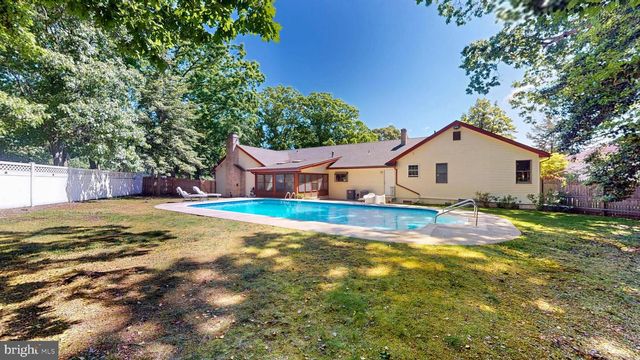 23 GEORGETOWN CT, Linwood, NJ 08221