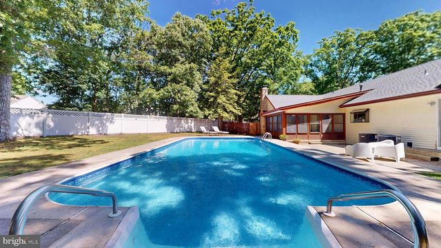 23 GEORGETOWN CT, Linwood, NJ 08221