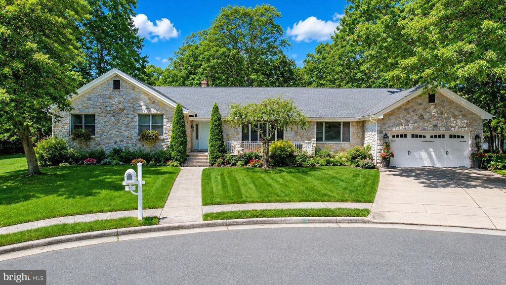 23 GEORGETOWN CT, Linwood, NJ 08221