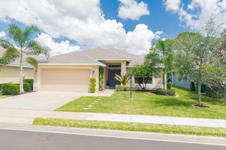 667 NE Turtleback Trail, Port St Lucie, FL 34983