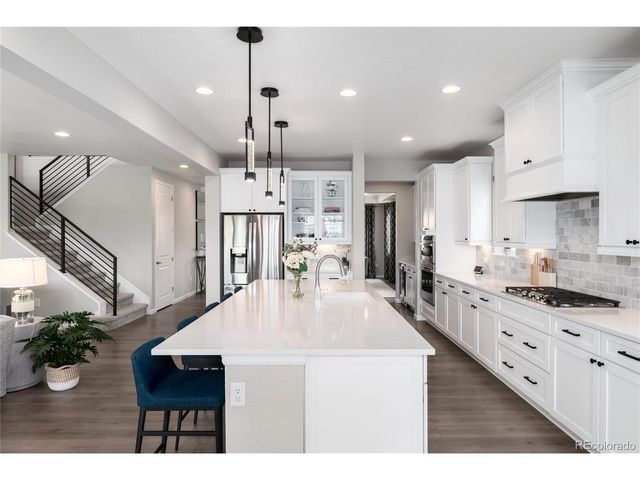 27794 E Davies Dr, Aurora, CO 80016