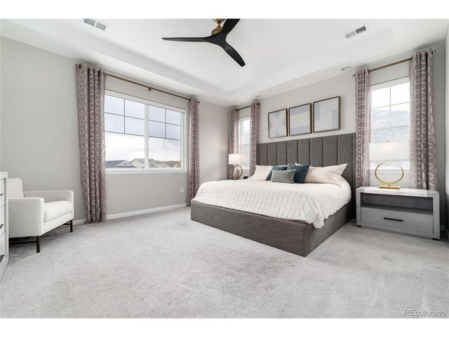 27794 E Davies Dr, Aurora, CO 80016