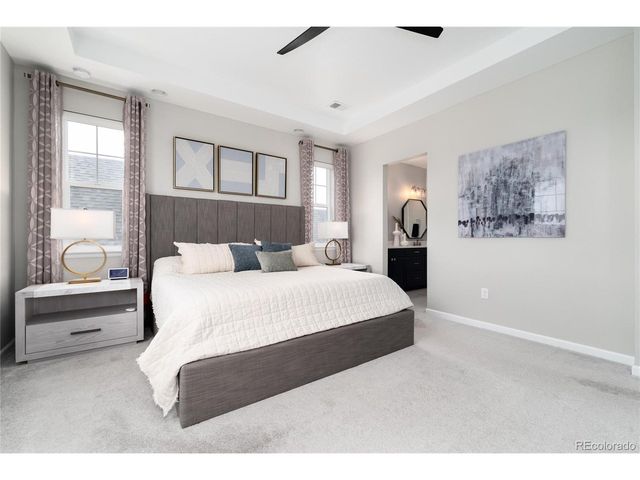 27794 E Davies Dr, Aurora, CO 80016