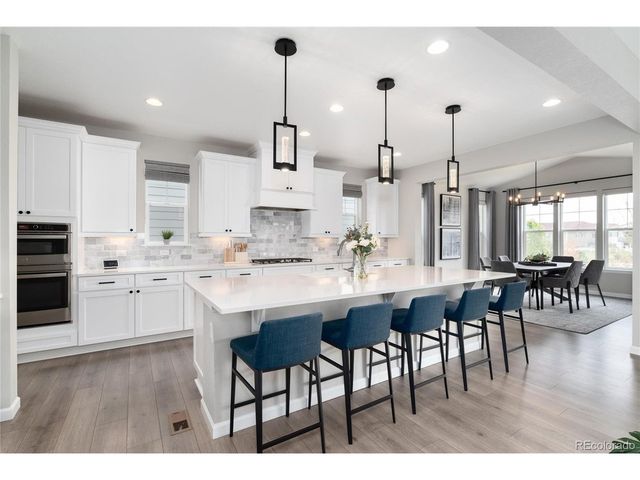 27794 E Davies Dr, Aurora, CO 80016