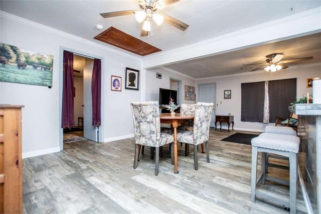 14 Cole Lake Road, Carrollton, GA 30117