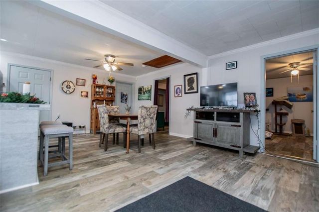 14 Cole Lake Road, Carrollton, GA 30117