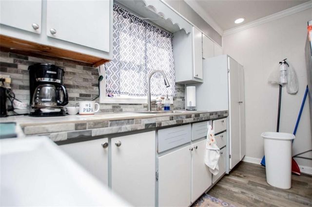 14 Cole Lake Road, Carrollton, GA 30117