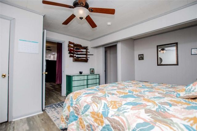 14 Cole Lake Road, Carrollton, GA 30117