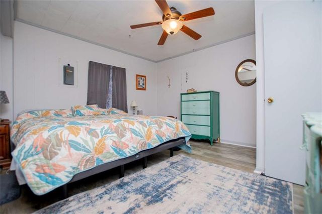 14 Cole Lake Road, Carrollton, GA 30117