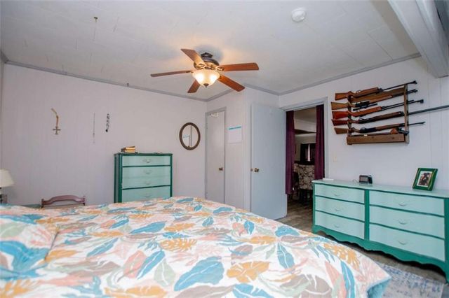 14 Cole Lake Road, Carrollton, GA 30117