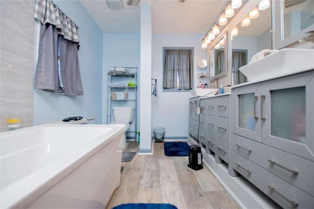 14 Cole Lake Road, Carrollton, GA 30117