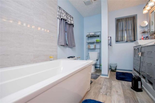 14 Cole Lake Road, Carrollton, GA 30117