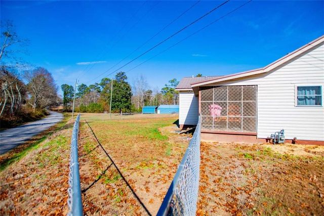 14 Cole Lake Road, Carrollton, GA 30117