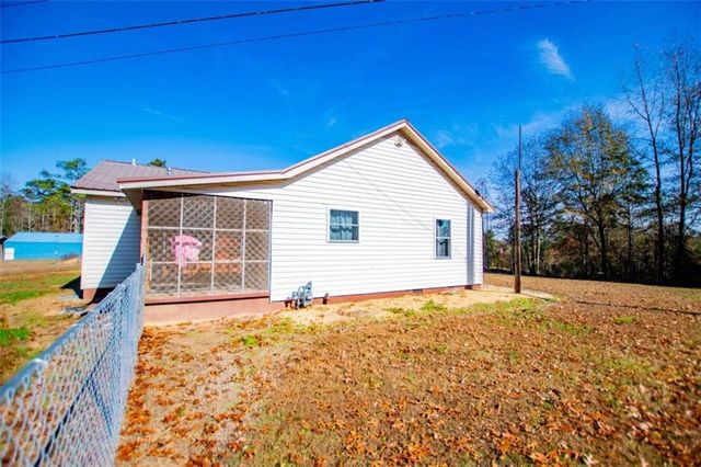 14 Cole Lake Road, Carrollton, GA 30117