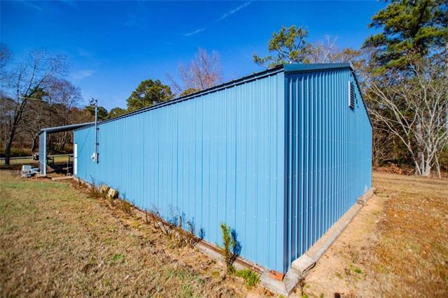 14 Cole Lake Road, Carrollton, GA 30117