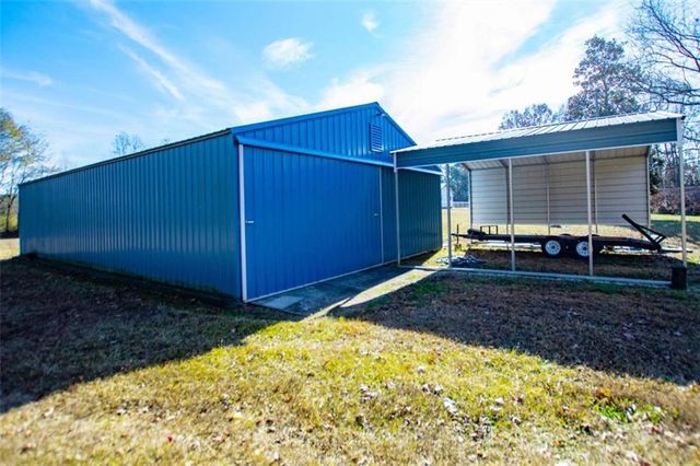 14 Cole Lake Road, Carrollton, GA 30117