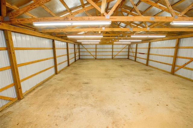 14 Cole Lake Road, Carrollton, GA 30117