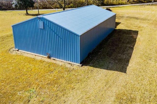 14 Cole Lake Road, Carrollton, GA 30117